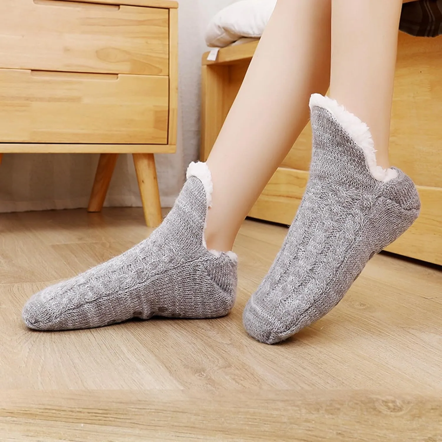 Fluffy Socks for Women Thick Fuzzy Fleece Plush Sleeping Socks Soft Sherpa Lined Socks Non Slip with Grippers